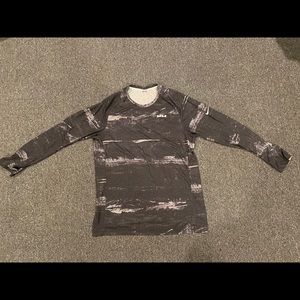 COPY - Nike Lebron athletic M/L long sleeve